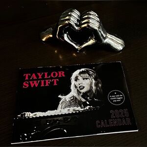 2025 Taylor Swift Calendar- NWT
